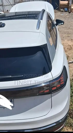 Volkswagen ID.6 2023 White