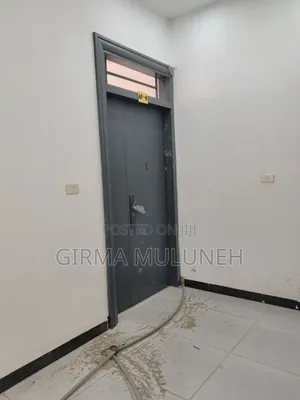3bdrm Apartment in ሩፋኤል ቤተክርስቲያን አከባቢ, Gullele for sale