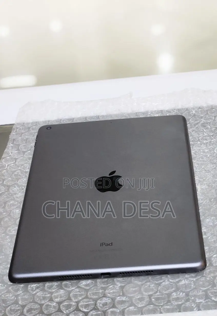 New Apple iPad 10.2 (2019) 64 GB