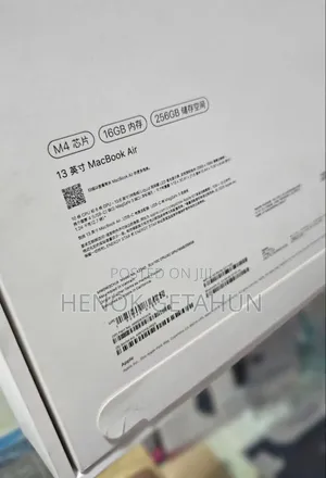 New Laptop Apple MacBook Air 2025 M4 13-inch 16GB Apple M4 SSD 256GB
