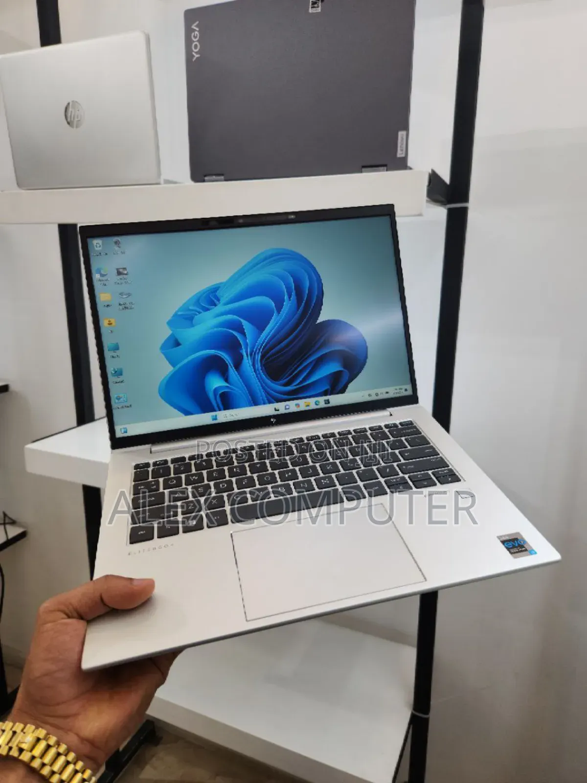 New Laptop HP EliteBook 840 G9 16GB Intel Core i7 SSD 512GB