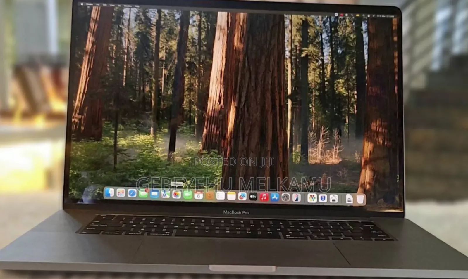 New Laptop Apple MacBook Pro 2019 16GB Intel Core i7 SSD 512GB