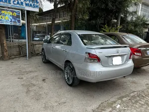 Toyota Belta 2007 Silver