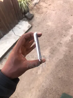 Samsung Galaxy S21+ 5G 256 GB Silver