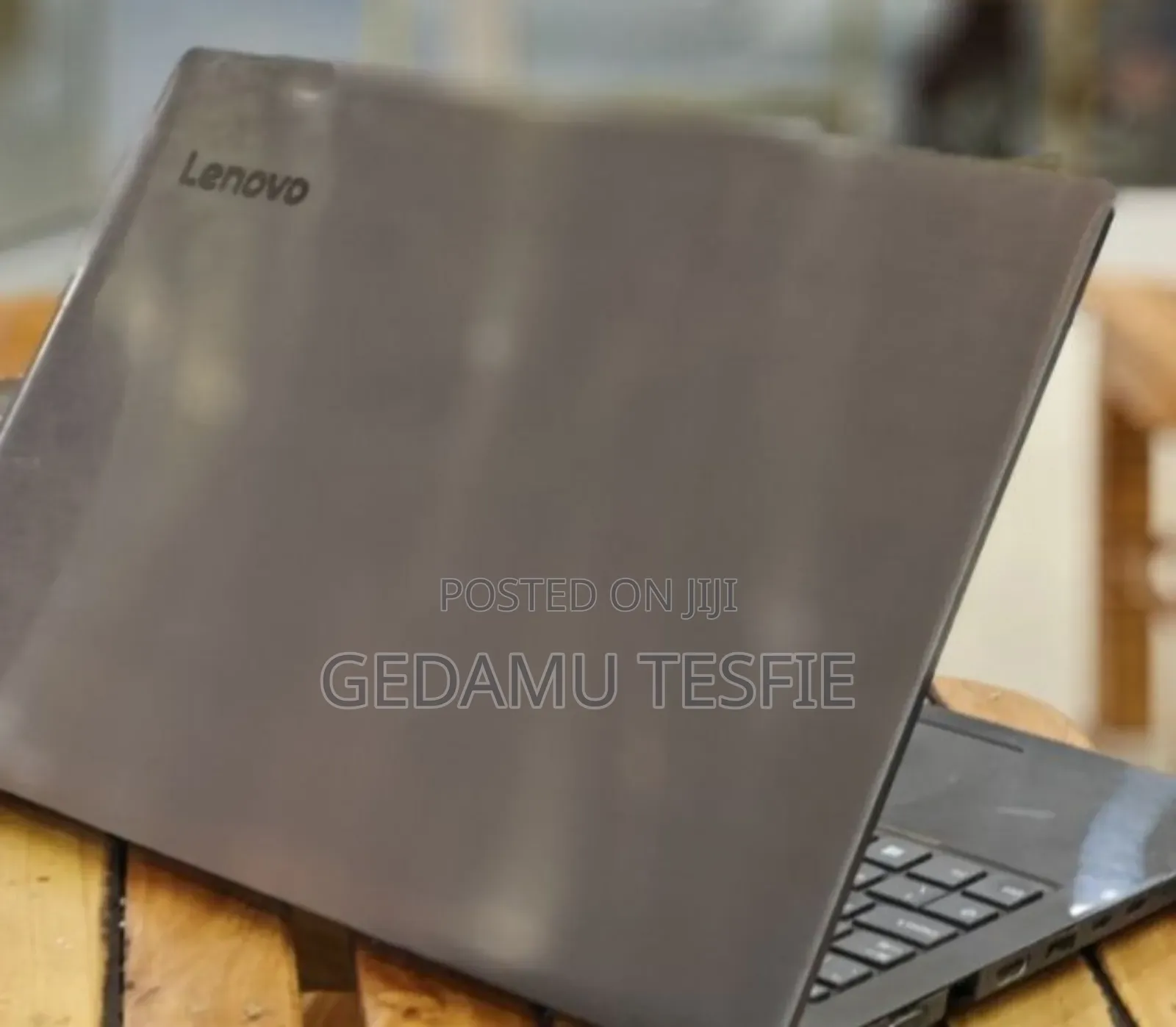 New Laptop Lenovo 4GB Intel Core i3 SSD 1T
