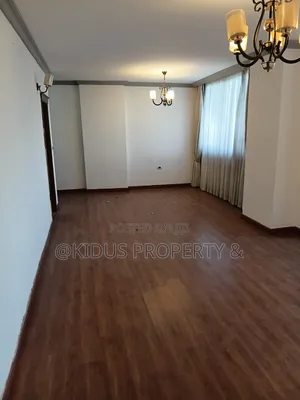 3bdrm Apartment in Carl Square Lafto for rent