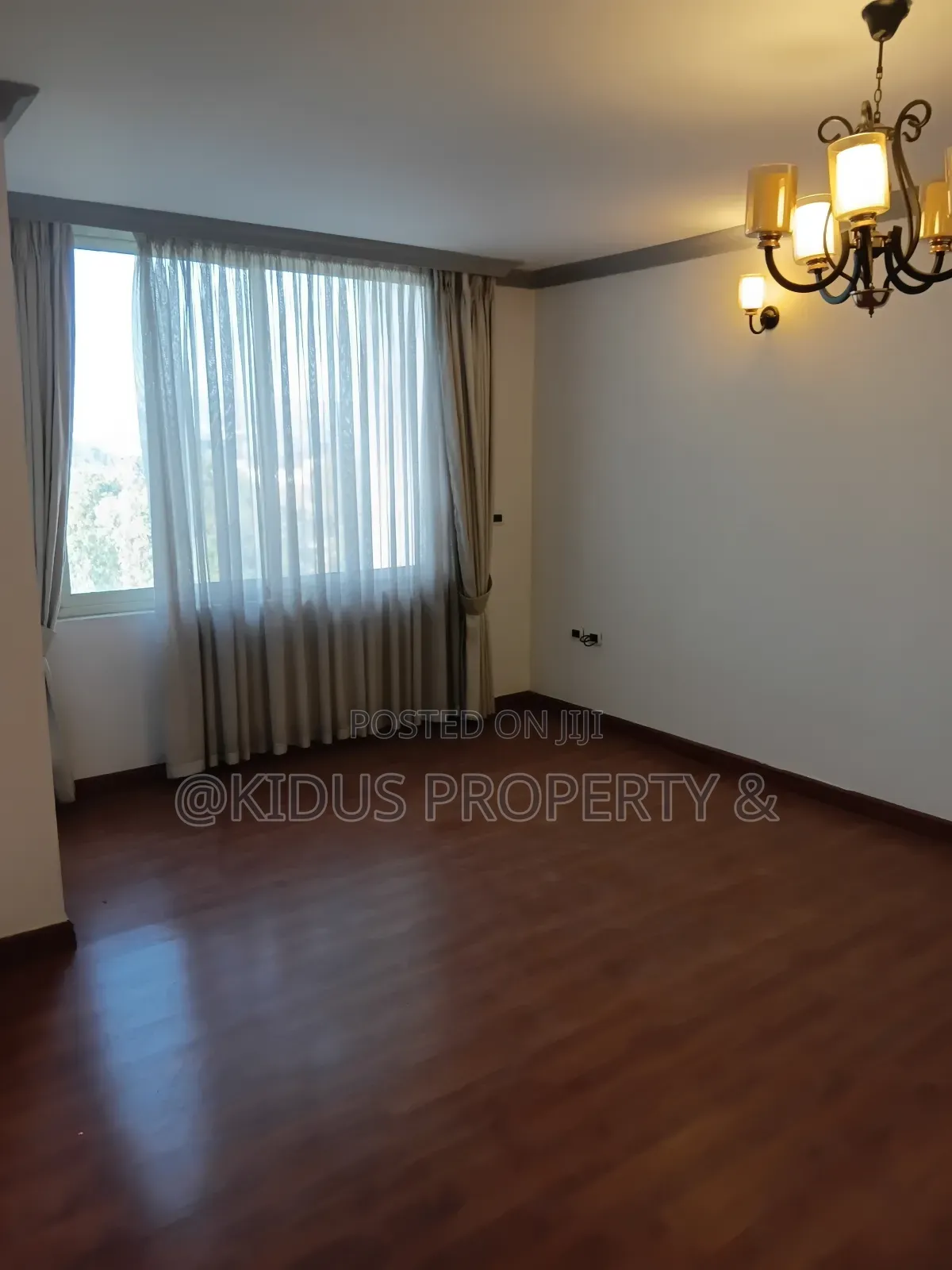 3bdrm Apartment in Carl Square Lafto for rent