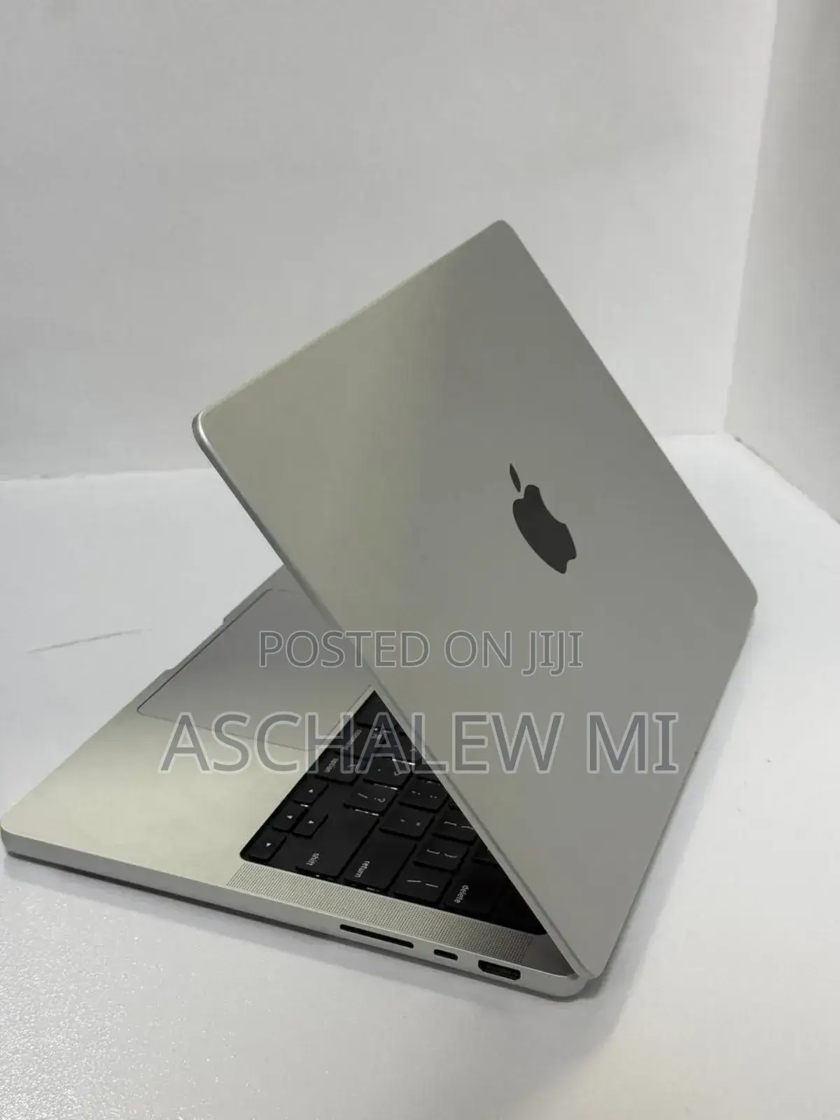 New Apple MacBook Pro 2023 M3 Max 14-inch 36GB Apple M3 Max SSD 1T