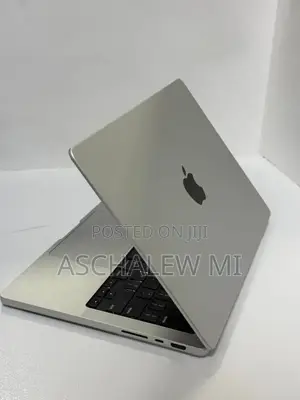 New Apple MacBook Pro 2023 M3 Max 14-inch 36GB Apple M3 Max SSD 1T