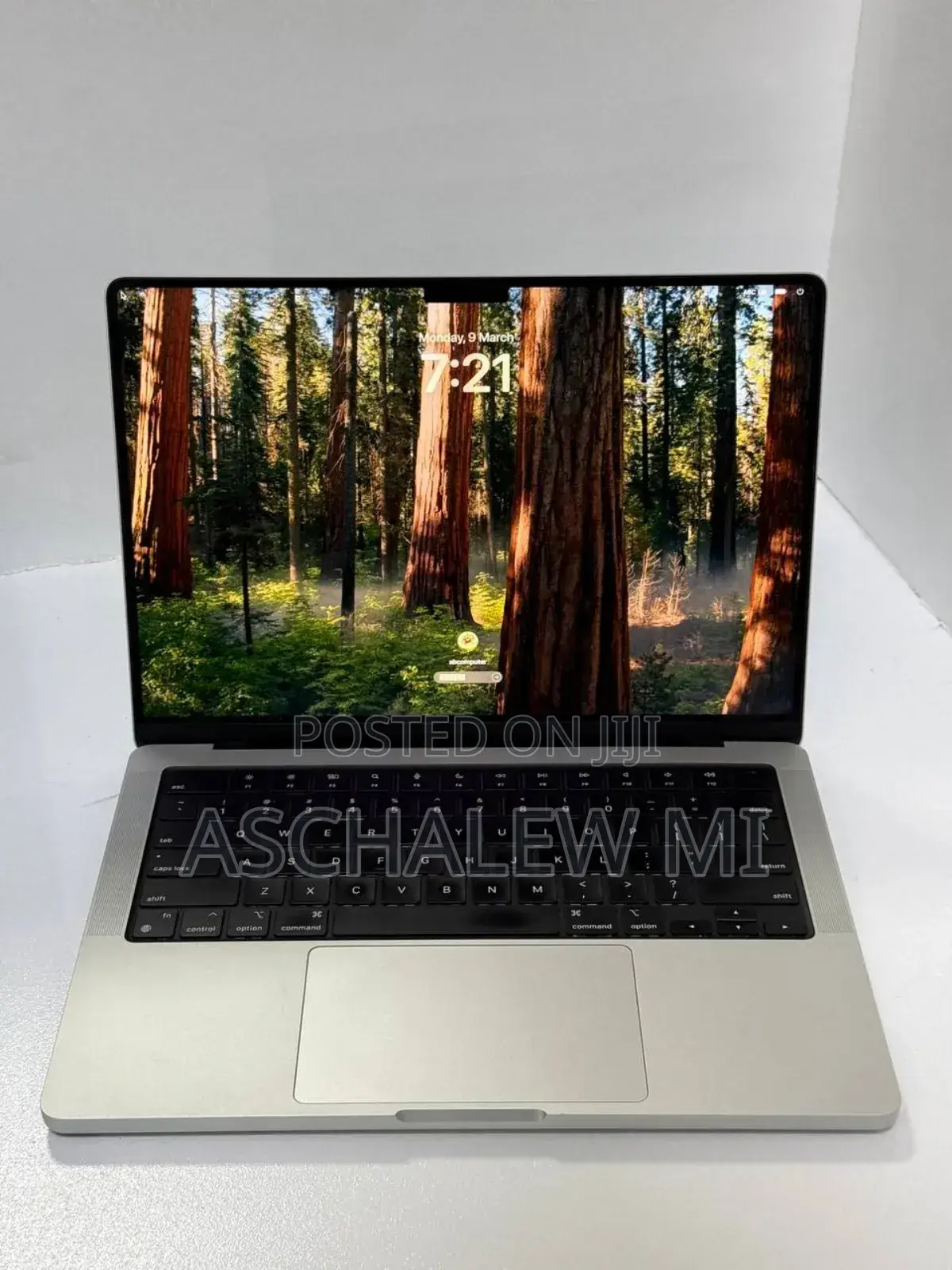 New Apple MacBook Pro 2023 M3 Max 14-inch 36GB Apple M3 Max SSD 1T