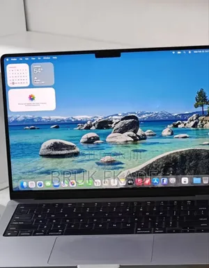 New Laptop Apple MacBook Pro 2023 M3 14-inch 8GB Apple M3 Pro SSD 512GB