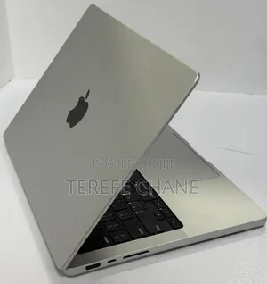 New Laptop Apple MacBook Pro 2023 M3 14-inch 36GB Apple M3 Pro SSD 1T