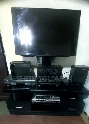 Sony Tv With Accessories