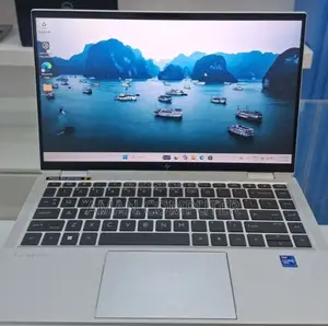 New Laptop HP EliteBook 1040 G8 16GB Intel Core i7 SSD 512GB