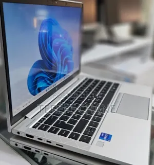 New Laptop HP EliteBook 840 G8 16GB Intel Core i7 SSD 512GB