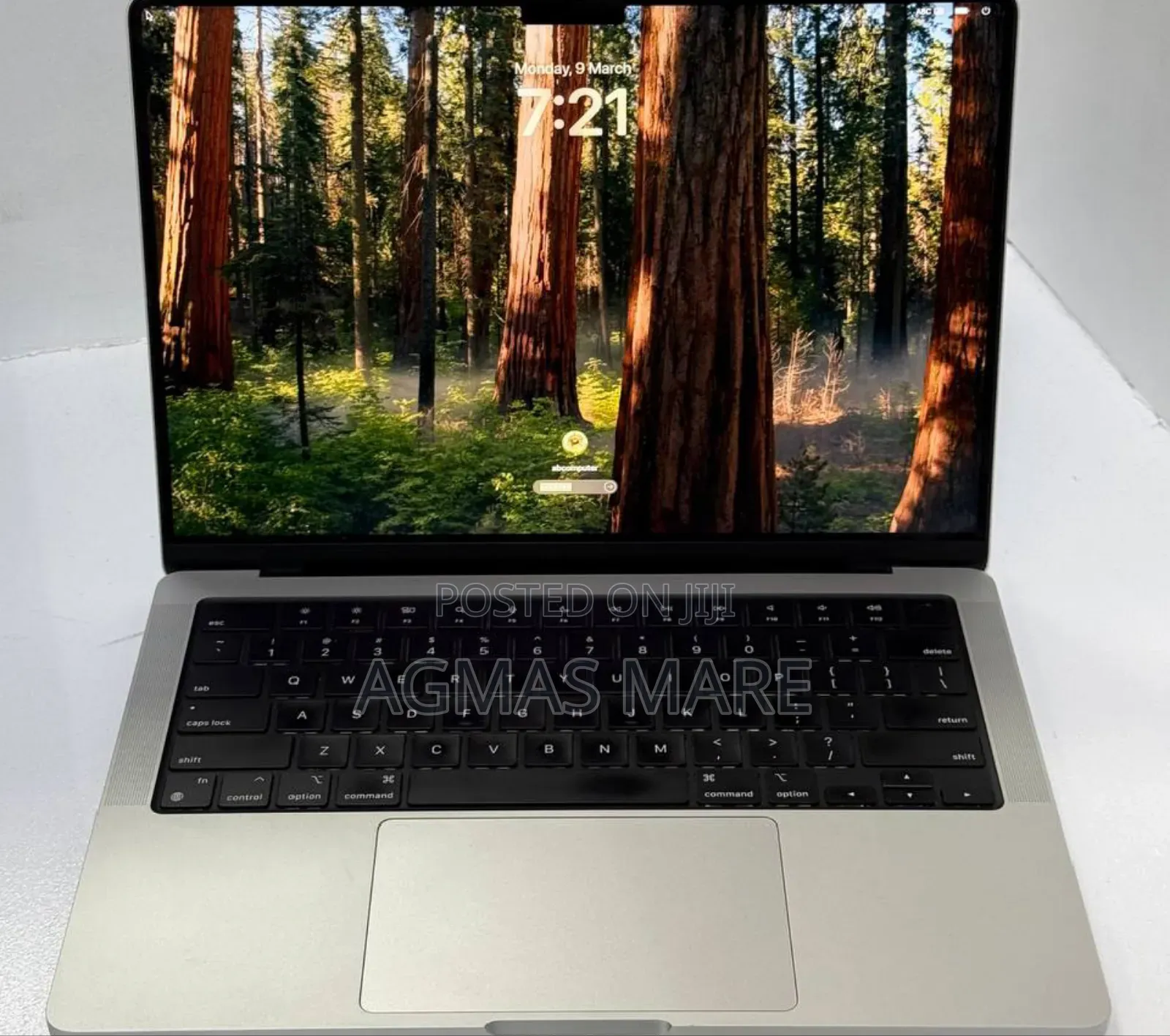 New Laptop Apple MacBook Pro 2023 M3 Max 14-inch 36GB Apple M3 SSD 1T