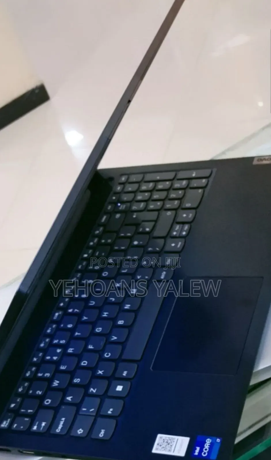 New Laptop Lenovo V15 16GB Intel Core i7 SSD 512GB