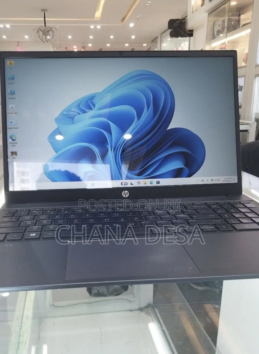 New Laptop HP 16GB Intel Core i5 SSD 512GB