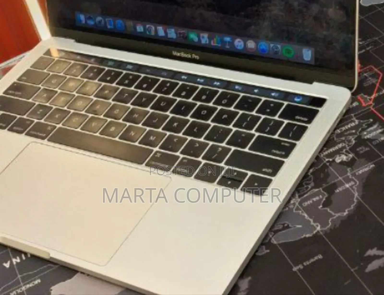 New Laptop Apple MacBook Pro 2016 8GB Intel Core i5 SSD 256GB