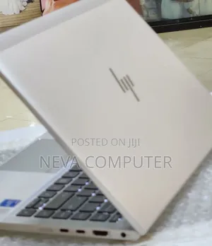 New Laptop HP EliteBook 840 G8 16GB Intel Core i7 SSD 512GB