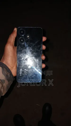 Infinix Hot 30i 128 GB Black