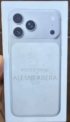 New Apple iPhone 17 Pro Max 256 GB Silver