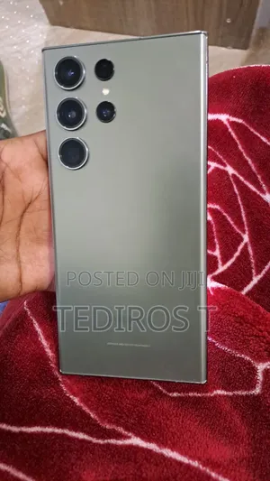 New Samsung Galaxy S23 Ultra 256 GB Green