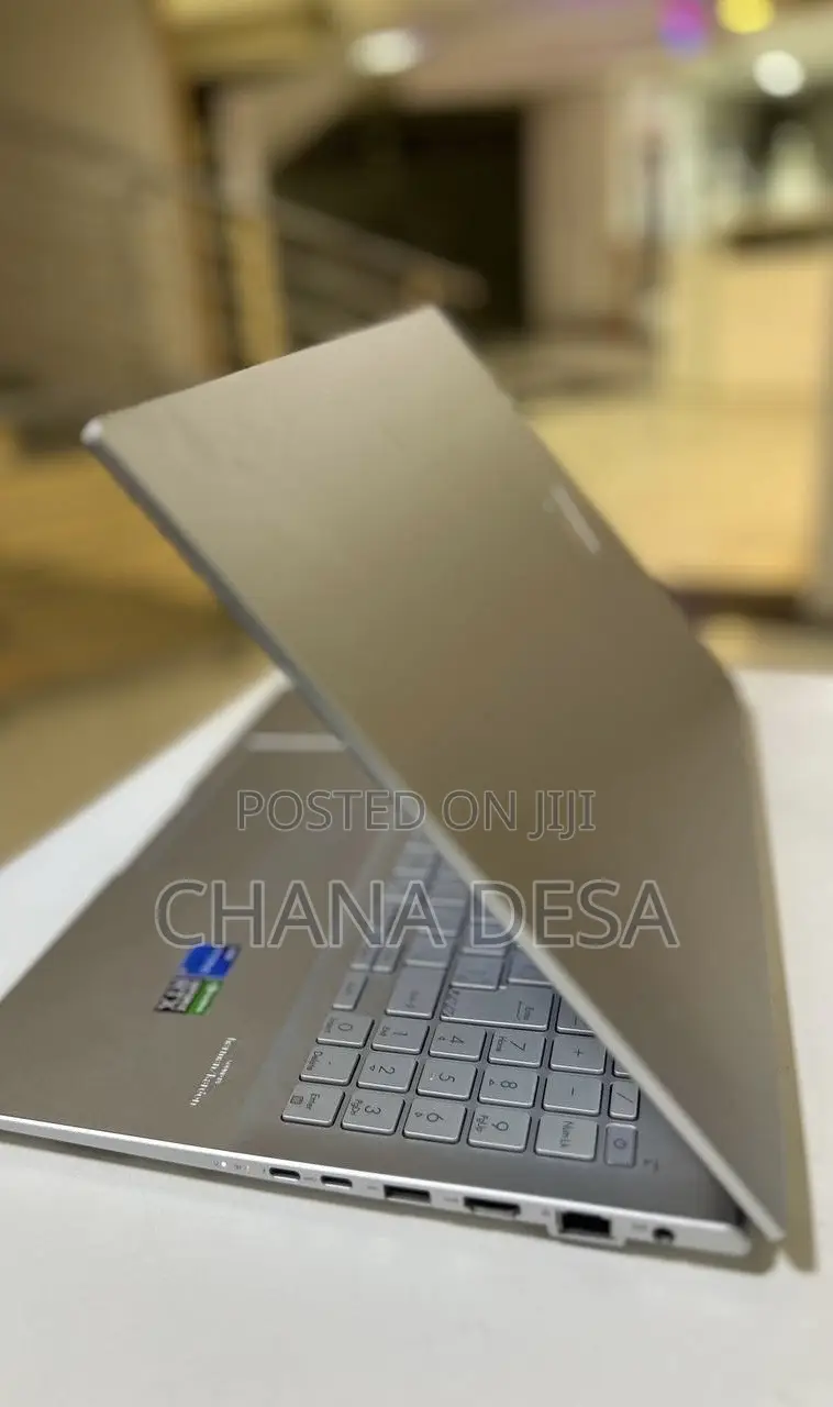 New Laptop Asus 16GB Intel Core i5 SSD 512GB