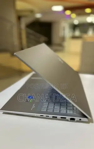 New Laptop Asus 16GB Intel Core i5 SSD 512GB