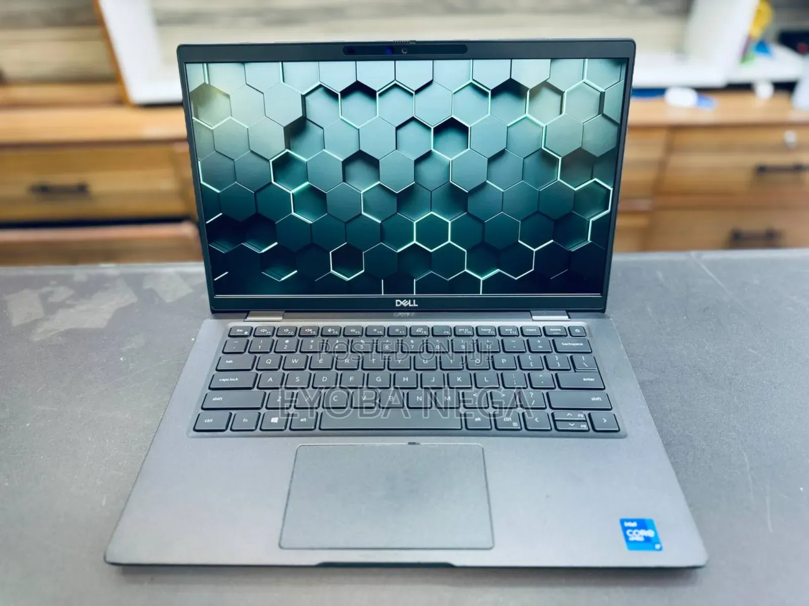 New Laptop Dell Latitude 7300 16GB Intel Core i7 SSD 512GB