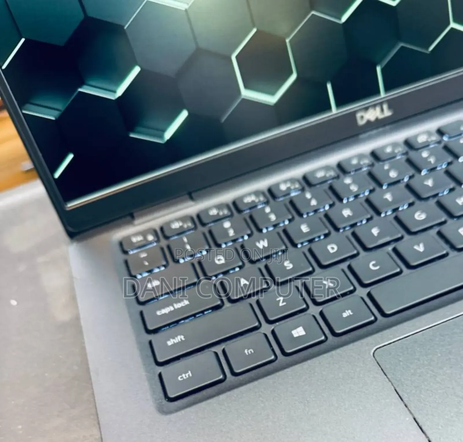 New Laptop Dell Latitude 13 3000 32GB Intel Core i7 SSD 512GB