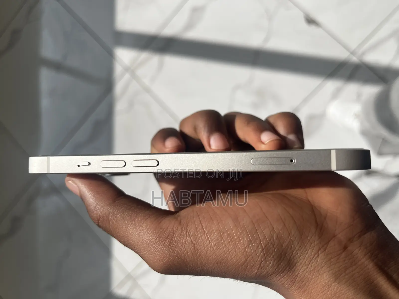 New Apple iPhone 13 128 GB White