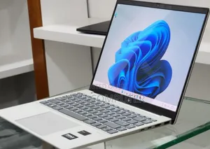 New Laptop HP Pavilion 14 32GB Intel Core Ultra 7 SSD 512GB