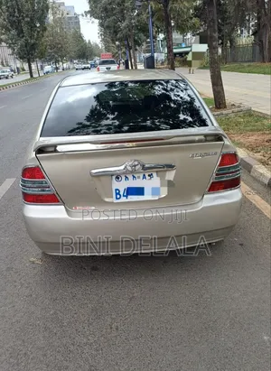Toyota Corolla Sedan 2003 Ivory