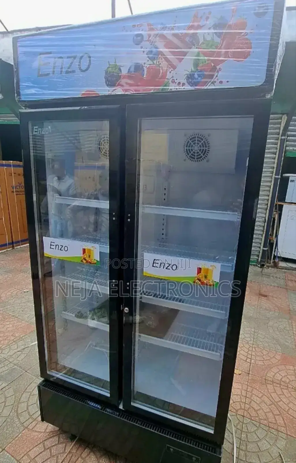 Commercial Display Fridges 550-litters Showcase Delivery
