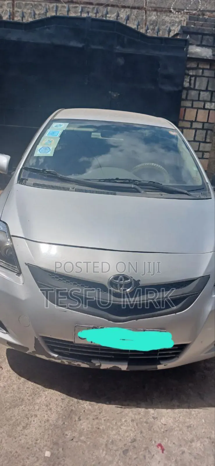 Toyota Yaris 2010 Silver