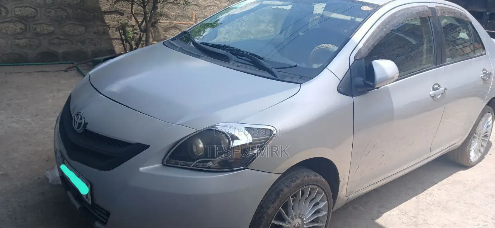 Toyota Yaris 2010 Silver