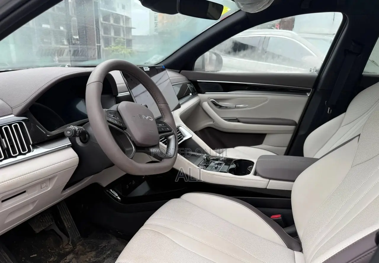 New BYD Song Plus 2025 Gold