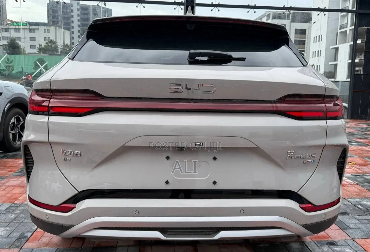 New BYD Song Plus 2025 Gold