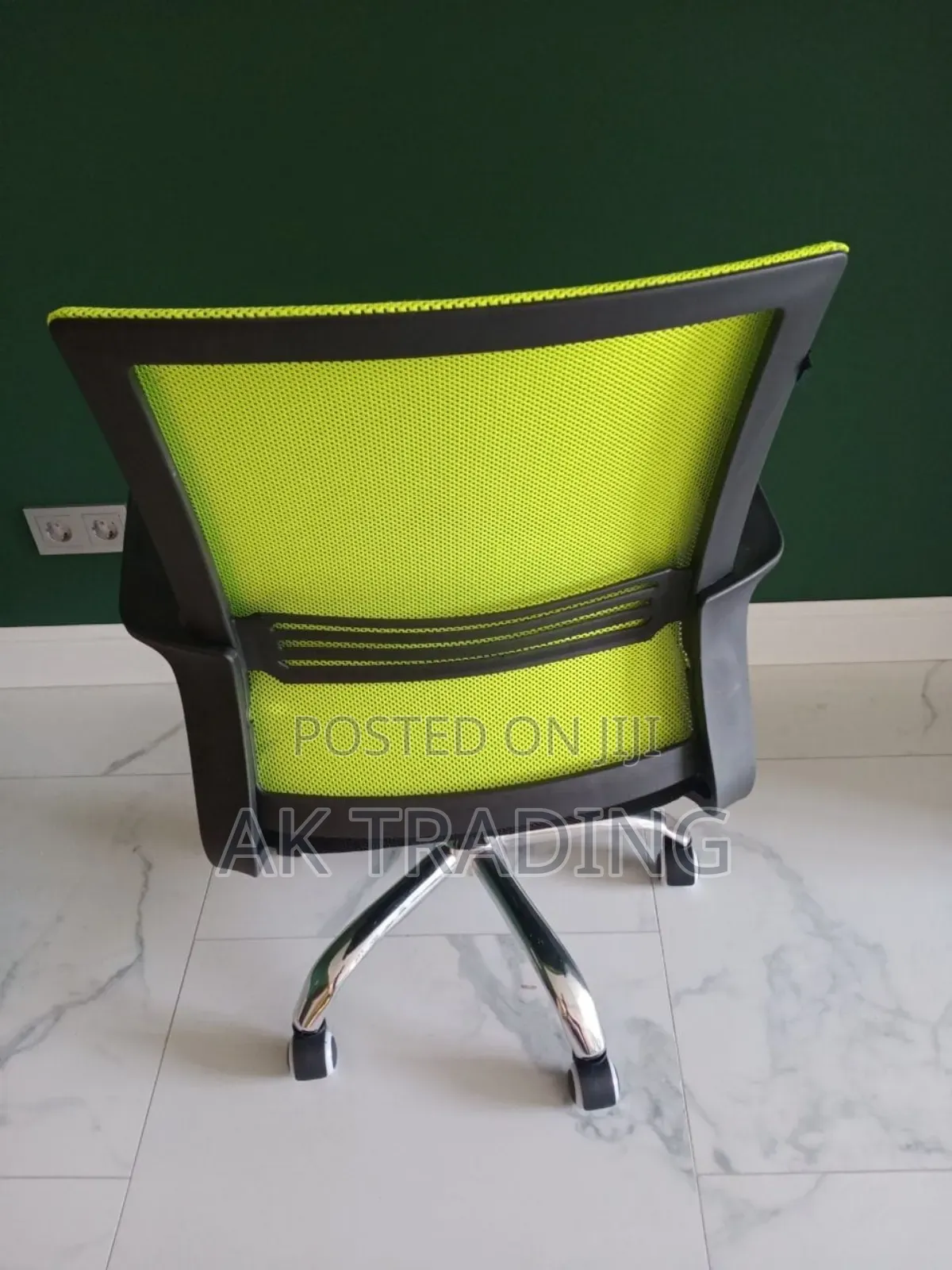 M Back Office Chair