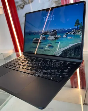 New Laptop Apple MacBook 16GB Apple M3 SSD 512GB