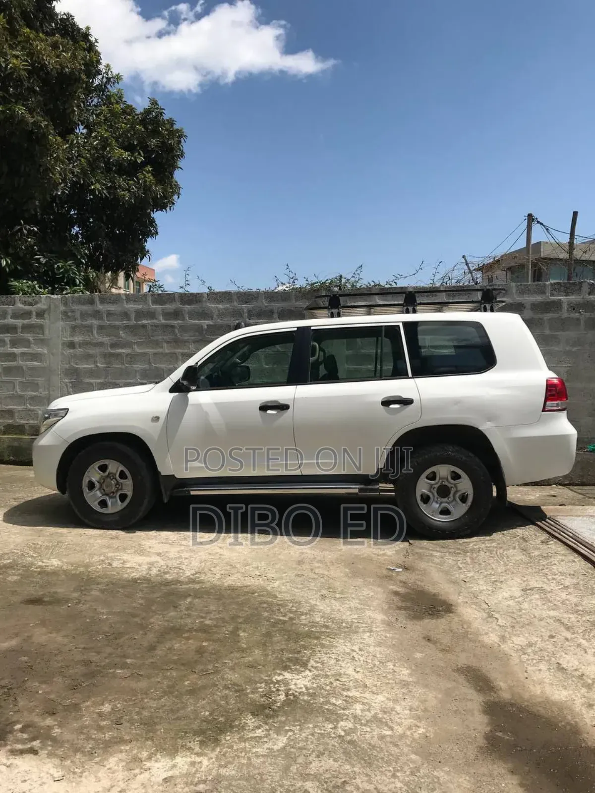 Toyota Land Cruiser 2008 White