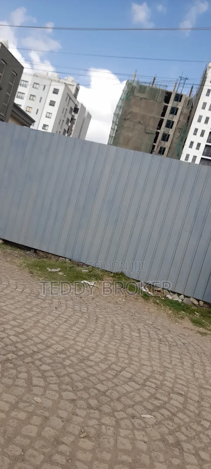 ለሽያጭ የወጣ ቦታ ቦሌ ቡልቡላ