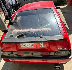 Toyota 4-Runner 1986 Red