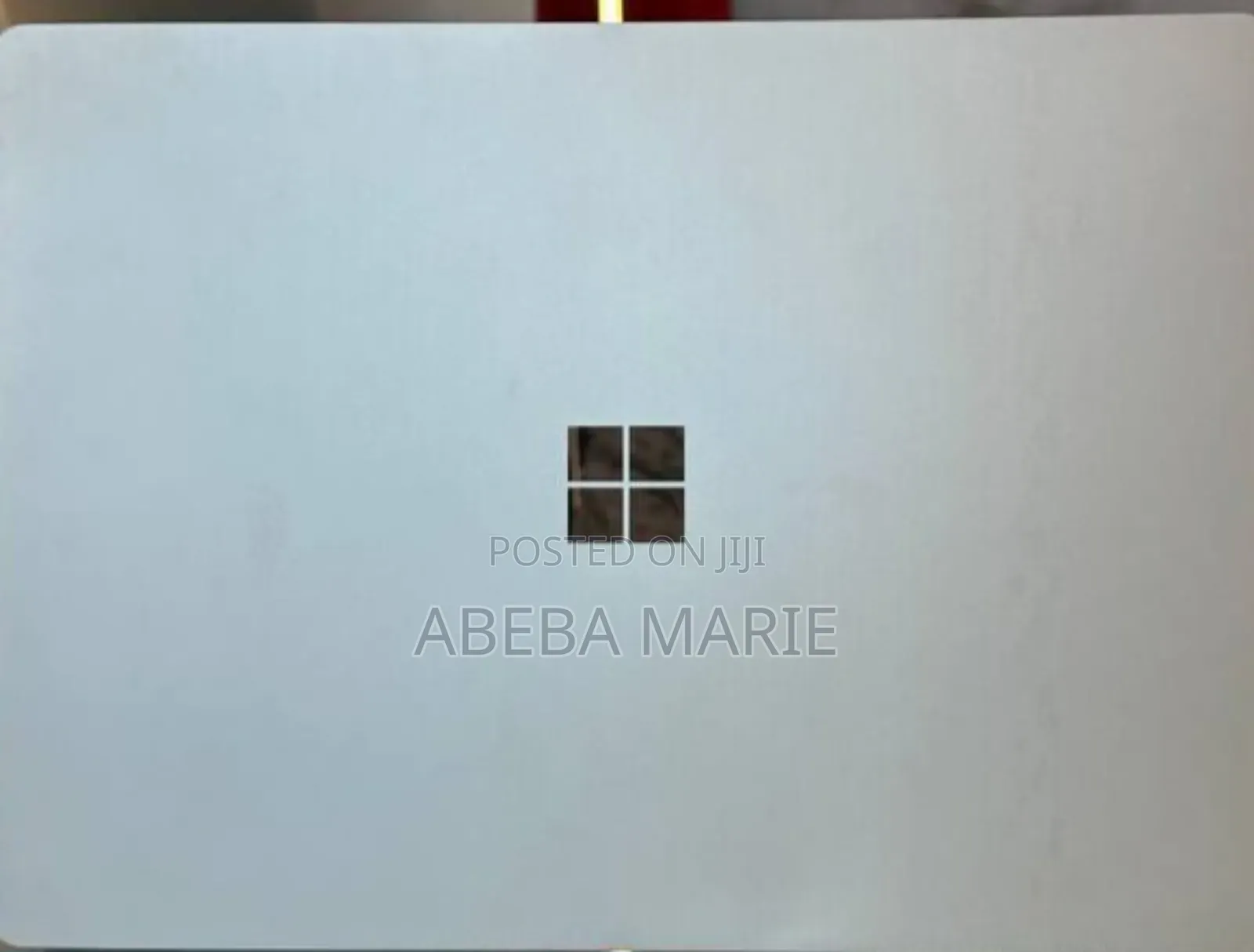 New Laptop Microsoft Surface 8GB Intel Core i5 SSD 256GB