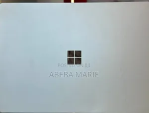 New Laptop Microsoft Surface 8GB Intel Core i5 SSD 256GB