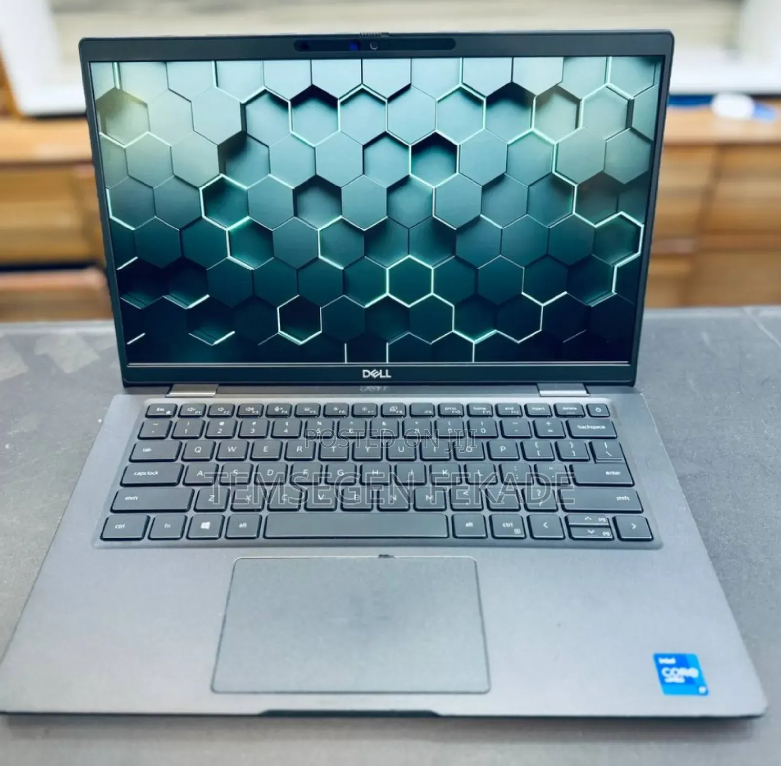 New Laptop Dell Latitude 7300 32GB Intel Core i7 SSD 512GB