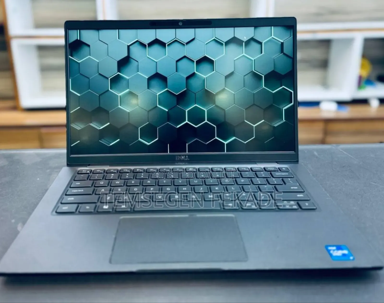 New Laptop Dell Latitude 7300 32GB Intel Core i7 SSD 512GB