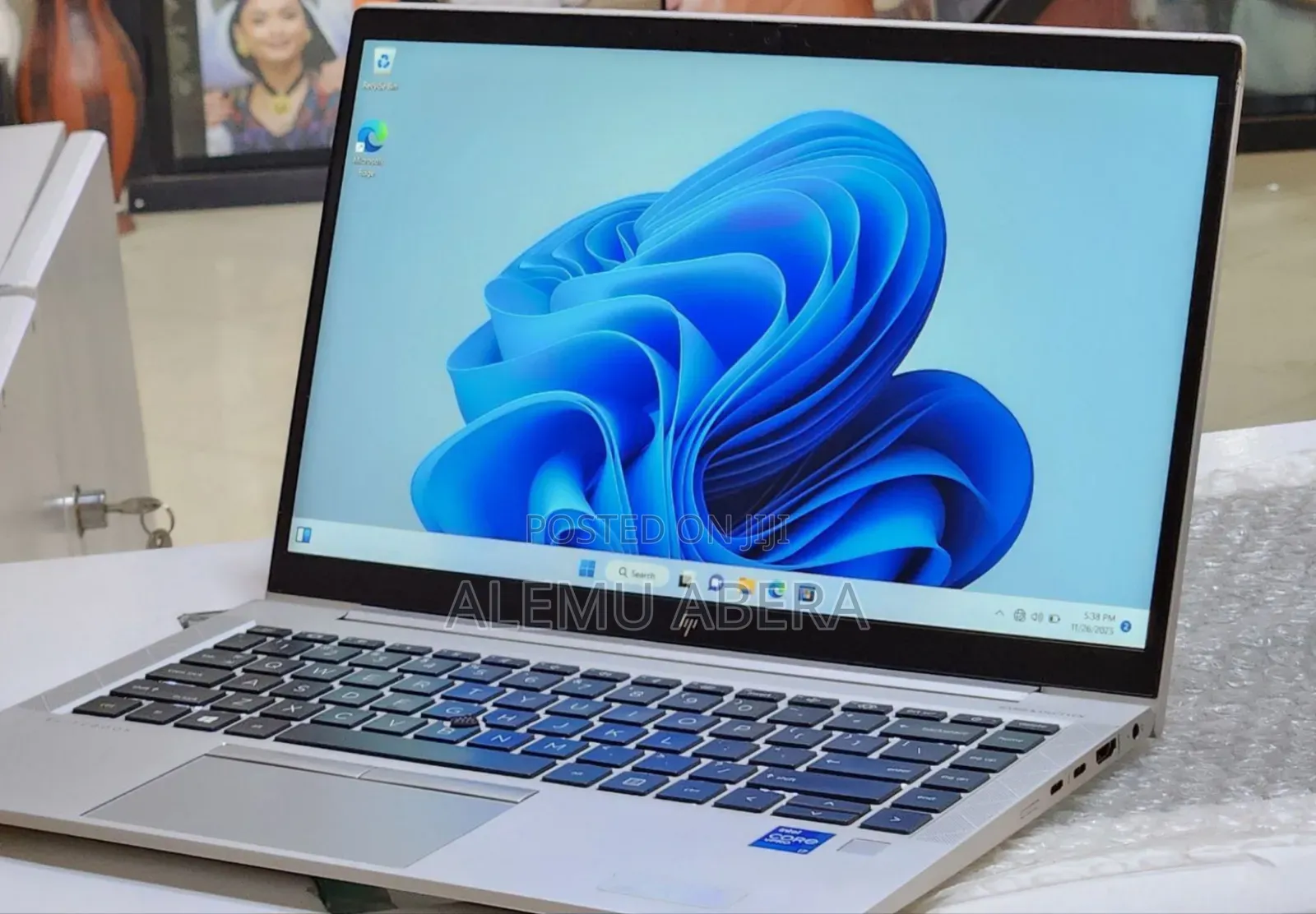 New Laptop HP EliteBook 840 G8 16GB Intel Core i7 SSD 512GB