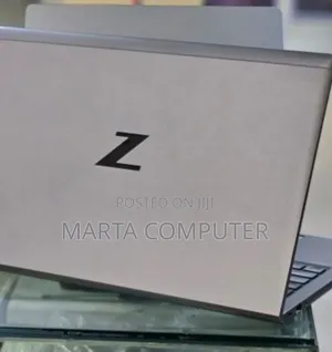 New Laptop HP ZBook Studio G8 16GB Intel Core i7 SSD 512GB